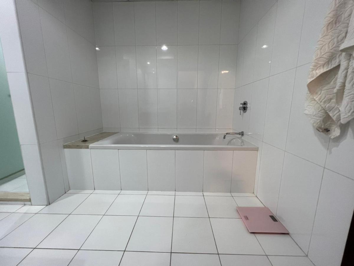 Apartment Blvbd Full Burj View 1402